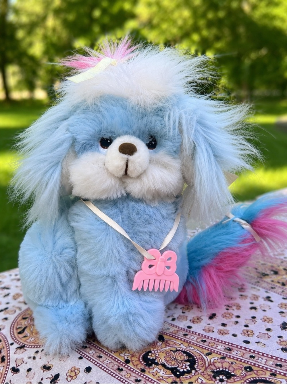 Vintage Russ Luv Pets Rainbow Blue Dog 9” Pink Blue Tail w/ Butterfly Comb NWT